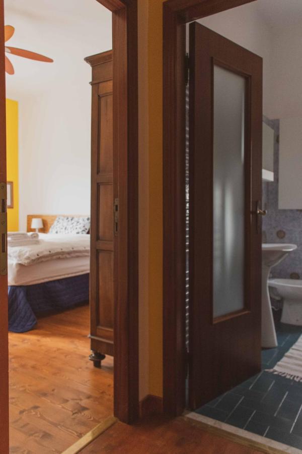 Bed And Breakfast Humus Sapiens Castiglione Chiavarese Exteriör bild