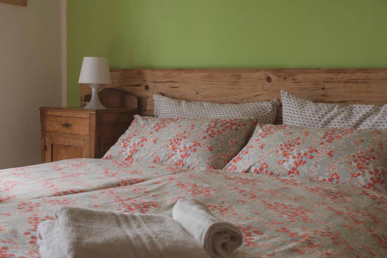 Bed And Breakfast Humus Sapiens Castiglione Chiavarese Exteriör bild